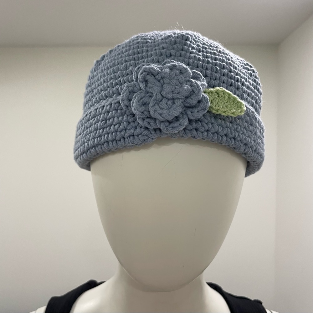 NWOT Super-Cute Handmade Crochet Hat with Flower and Leaf Detail